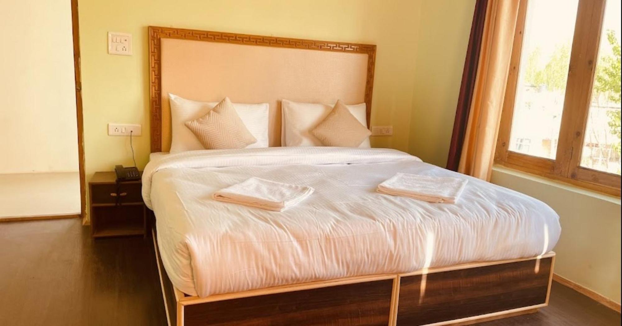 Tih Hotel Jorchung 레 외부 사진