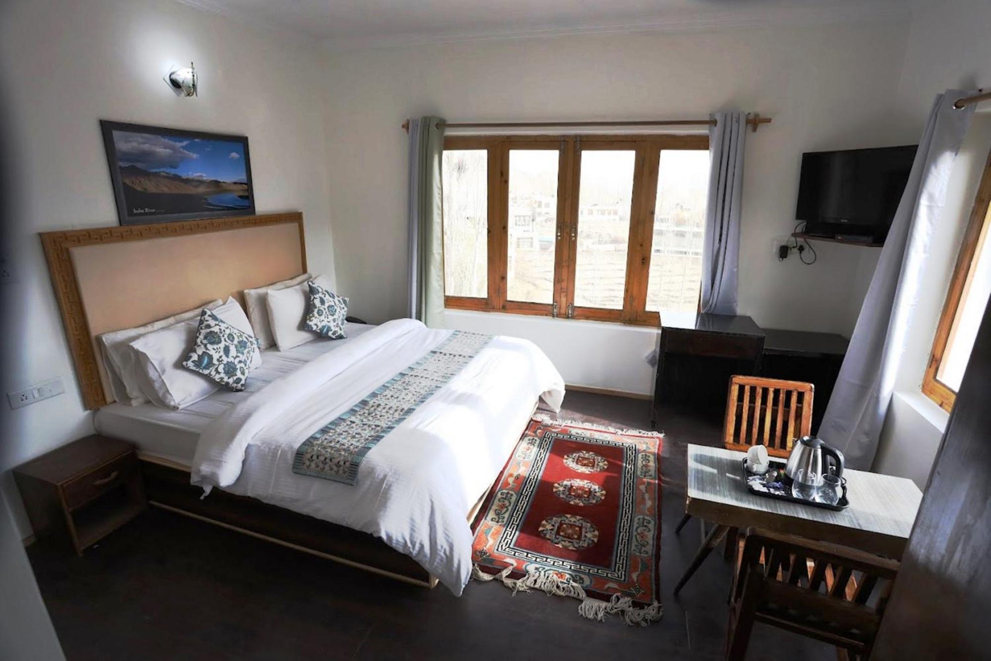 Tih Hotel Jorchung 레 외부 사진