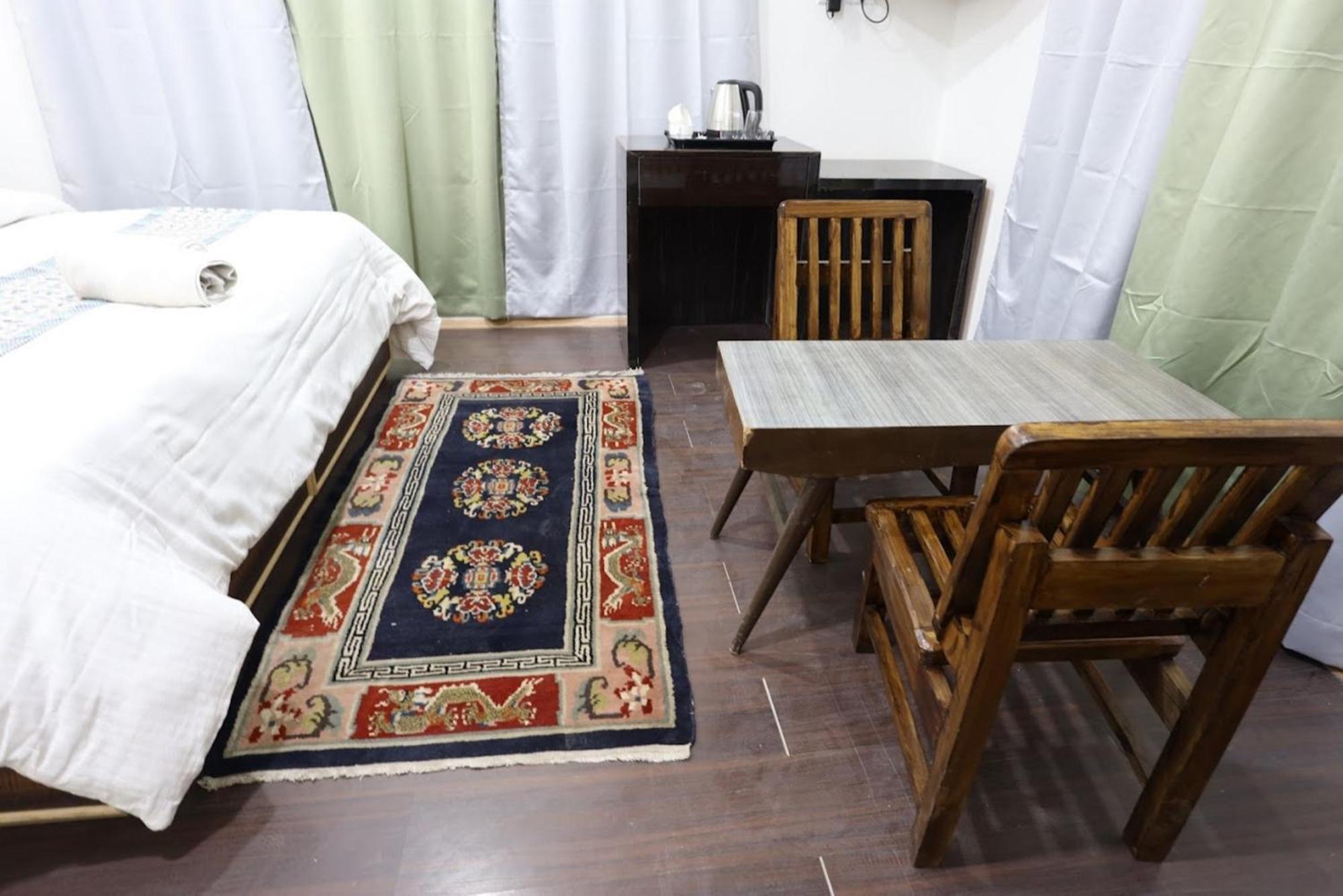 Tih Hotel Jorchung 레 외부 사진